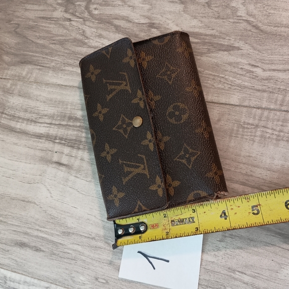 Louis Vuitton Alexandra cloth trifold monogram wallet Authentic - Picture 14 of 14